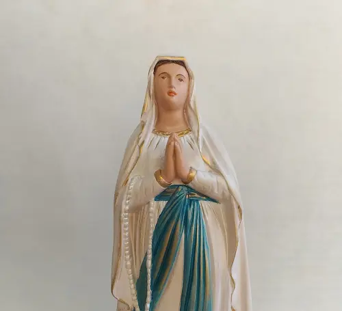 Nossa Senhora de Lourdes