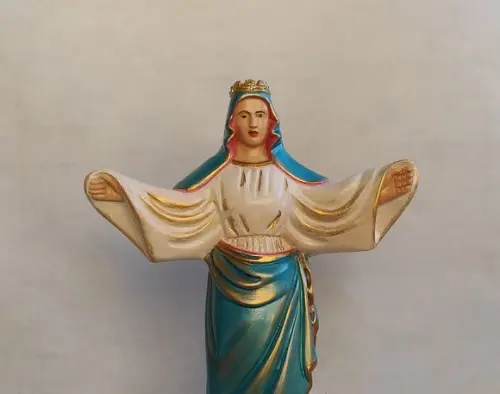 Nossa Senhora Medianeira