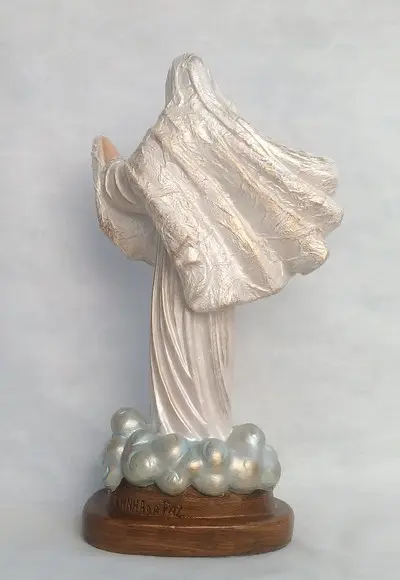 Nossa Senhora Rainha da Paz