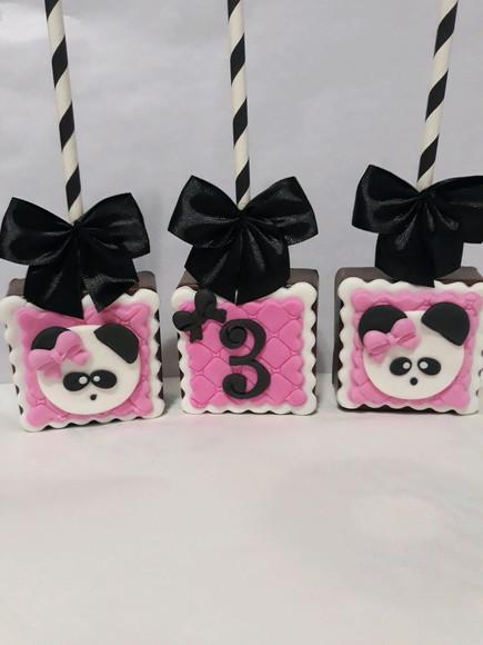 10 Apliques 6x6 cm Bolo no Palito Panda