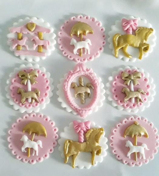 10 Apliques Cupcakes 6 cm Carrossel Encantado