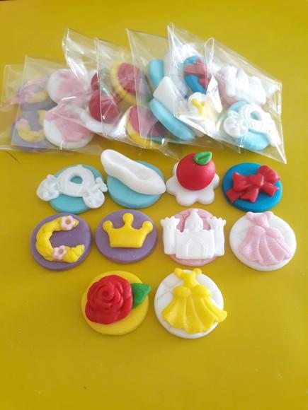 10 Apliques de açúcar 3 cm Docinhos Princesas