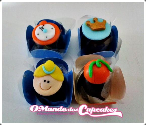 10 Apliques de açúcar 3cm Bombons Cinderela