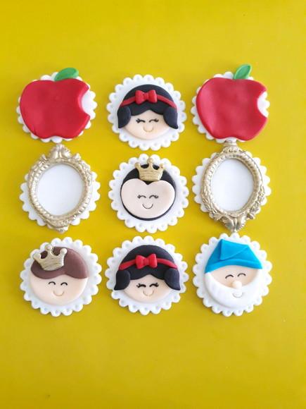 10 Apliques de açúcar 5cm Branca Neve