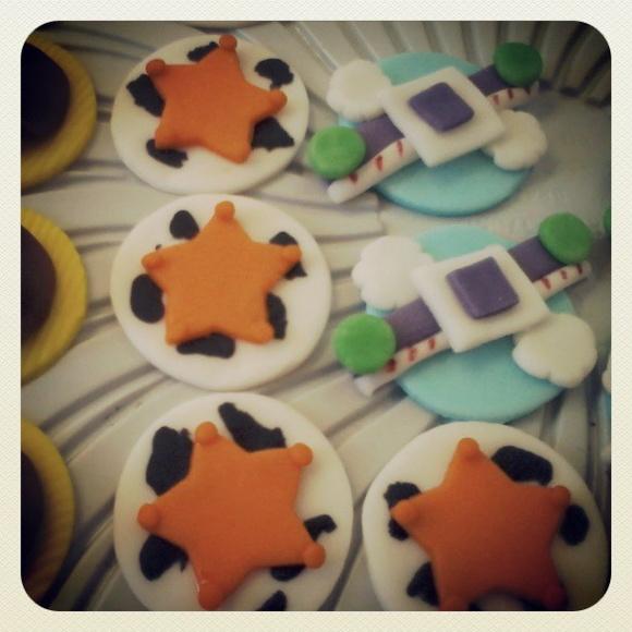 10 Apliques de açúcar 5cm Toy Story pirulitos