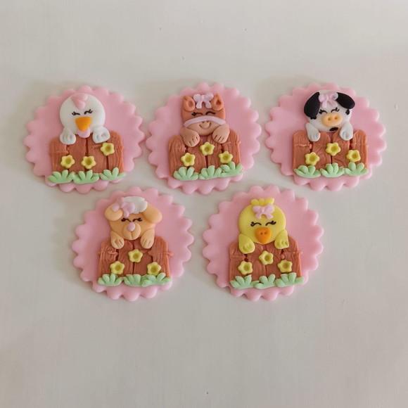 10 Apliques de Açúcar 6cm Fazendinha Rosa