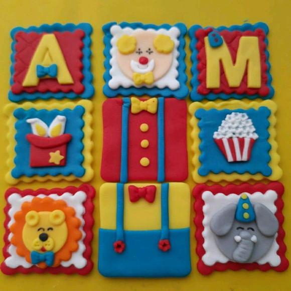 10 Apliques de açúcar 6x6 cm Circo Vintage