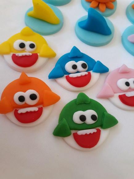 10 Apliques de açúcar Docinhos Baby Shark