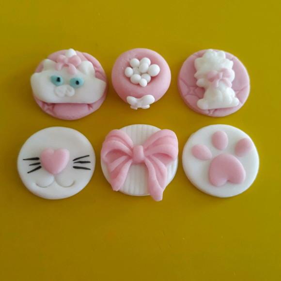 10 Apliques de açúcar Gatinha Marie 3cm