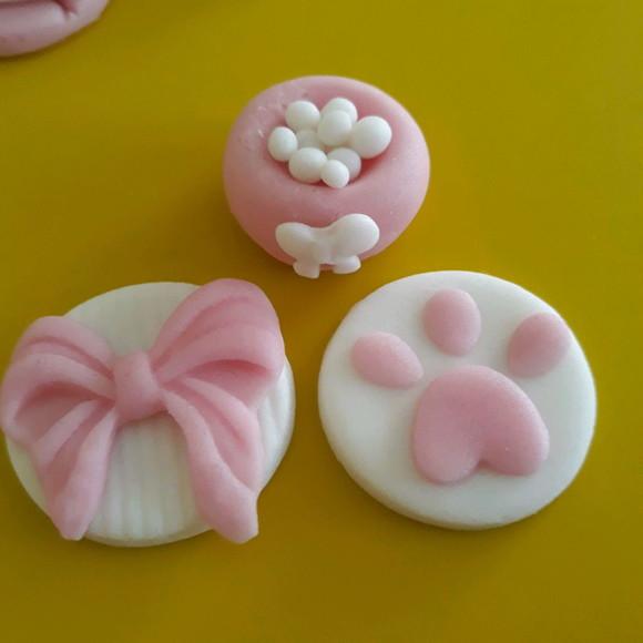 10 Apliques de açúcar Gatinha Marie 3cm