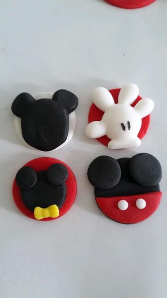 Kit 40 Apliques de açúcar Mickey