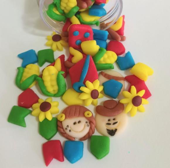Mini Confeitos Festa Junina para Doces e Chocolates