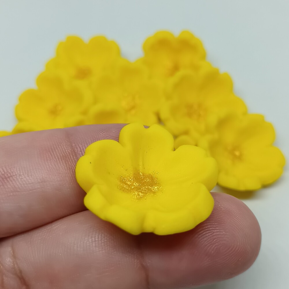 12 Flores de açúcar boleadas para doces e chocolates
