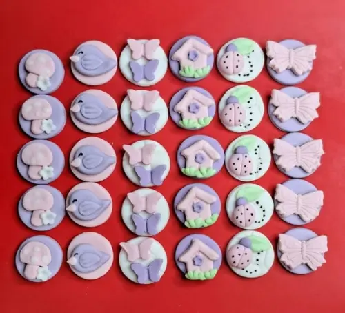 30 Apliques 3cm Jardim Encantado para Decorar Doces