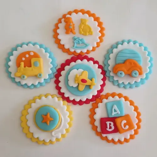 10 Apliques 6cm Brinquedos para Cupcakes