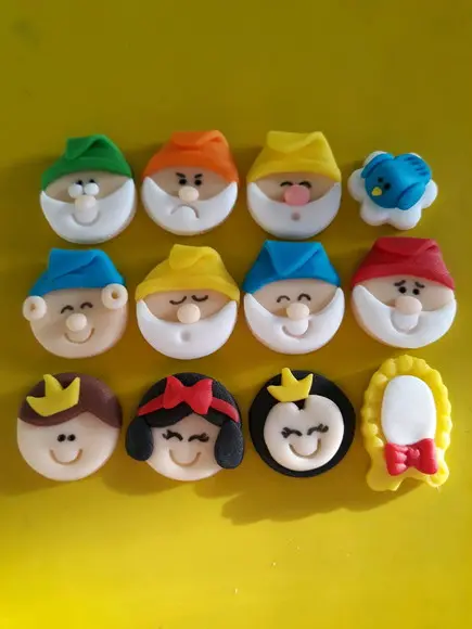 10 apliques de açúcar 3cm Branca de Neve
