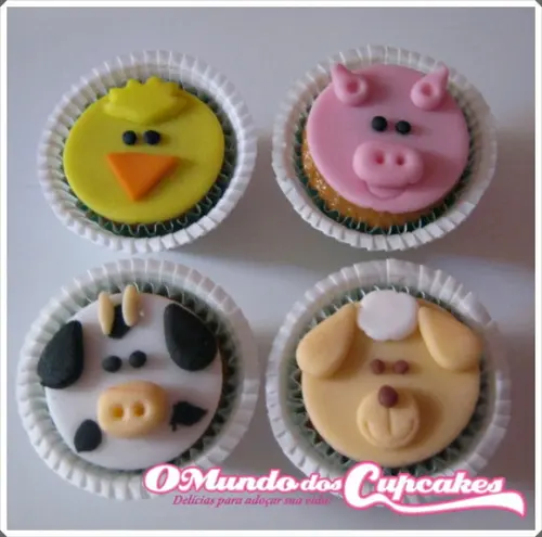 10 Apliques de Açúcar 4cm Fazendinha