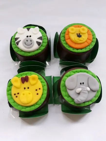 10 Apliques de açúcar 4cm para doces Safari
