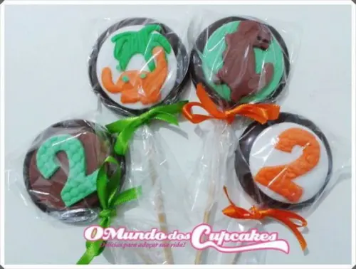 10 Apliques de açúcar 5cm Pirulitos Dinossauros