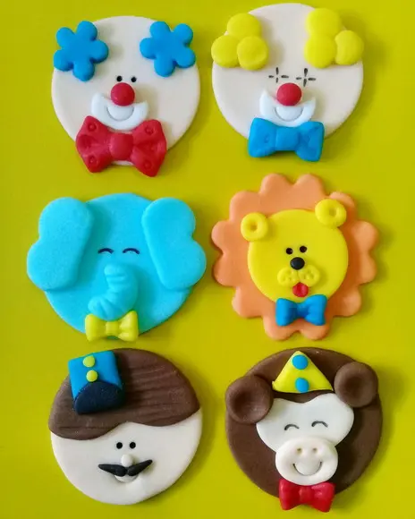 10 Apliques de açúcar 5cm Pirulitos Circo