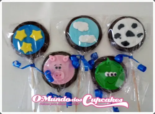 10 Apliques de açúcar 5cm Toy Story pirulitos