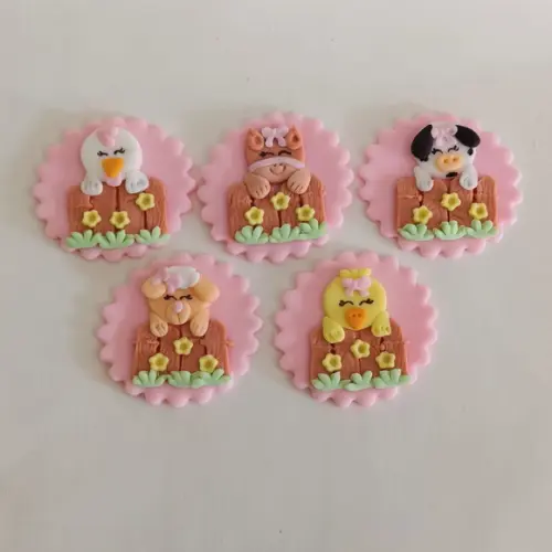 10 Apliques de Açúcar 6cm Fazendinha Rosa