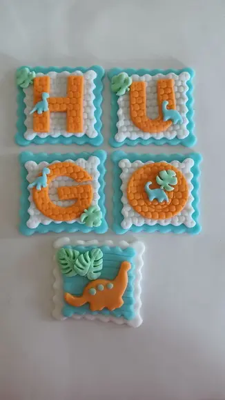 10 Apliques de Açúcar 6x6 cm Dinossauros