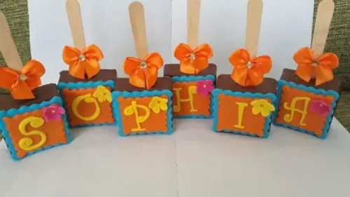 10 Apliques de Açúcar 6x6cm Bolo no Palito