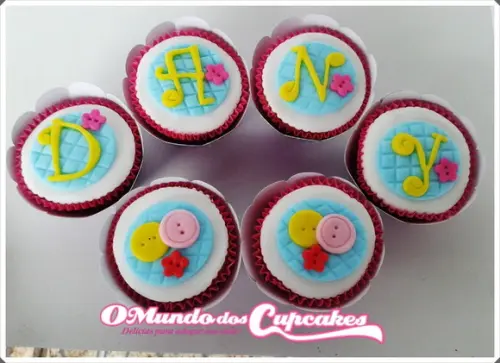 10 Apliques de açúcar Cupcakes 6cm Lalaloopsy