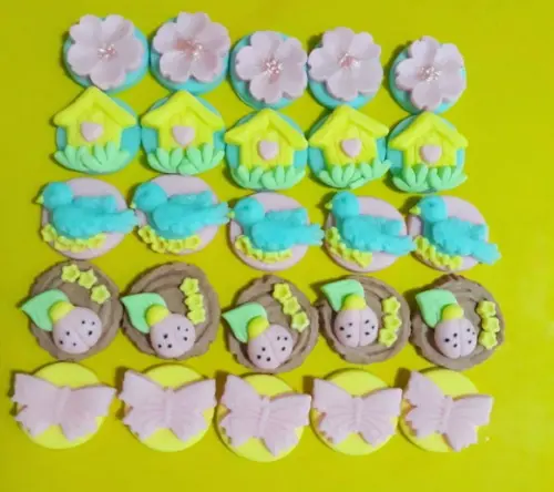 10 Apliques de açúcar doces 3cm Jardim Encantado