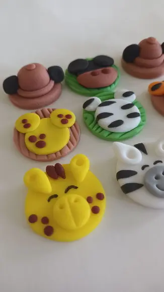 10 Apliques De Açúcar Mickey Safari 3cm Para Doces