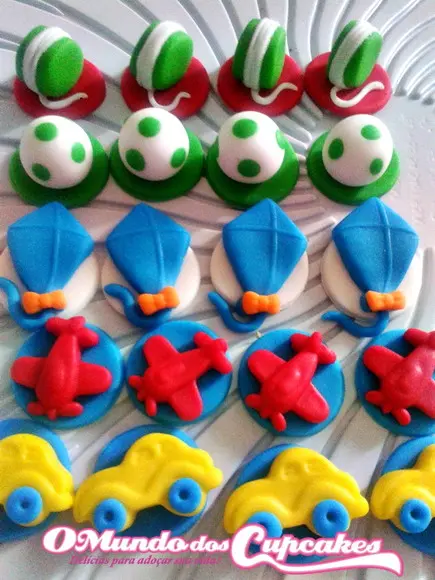 10 Apliques Docinhos Brinquedos