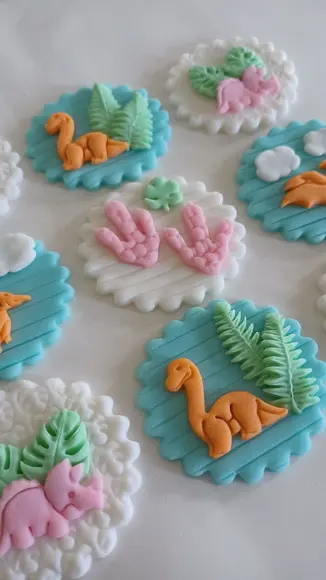 10 Confeitos de Açúcar 5cm Dino Baby