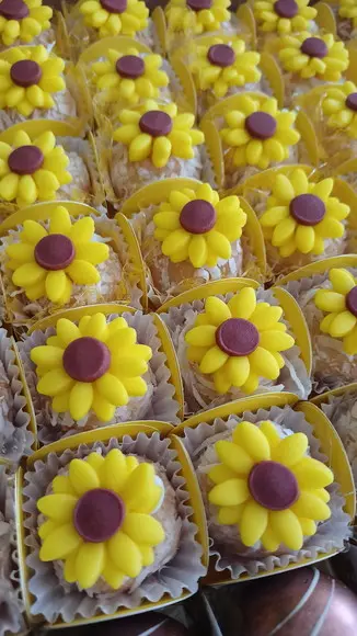10 Girassol Duplo Com Folha Confeitos De Açúcar