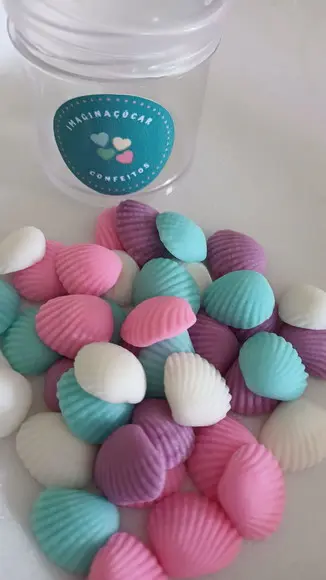 40 Mini Confeitos Conchas para Doces e Chocolates