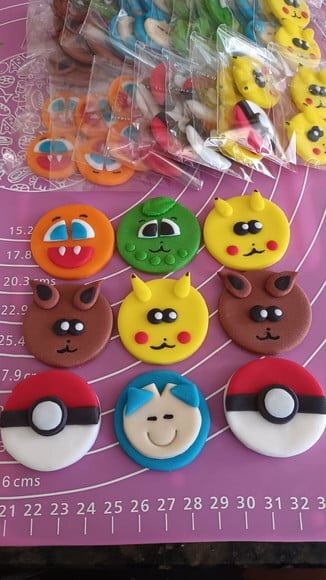 Confeitos de Açúcar 5cm Pokemon