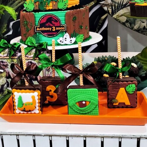 Confeitos de Açúcar 6x6cm Dinossauros