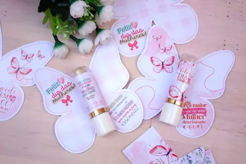 Arquivo Corte Borboletas Batom Dia das Mulheres