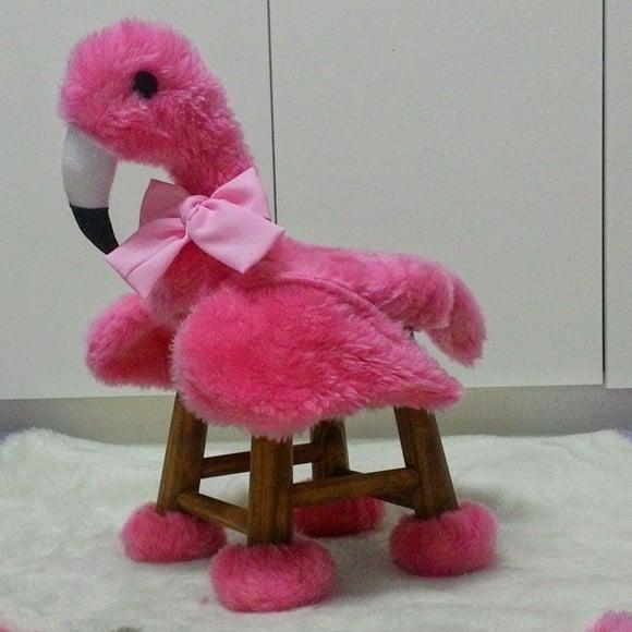 Banquinho Flamingo
