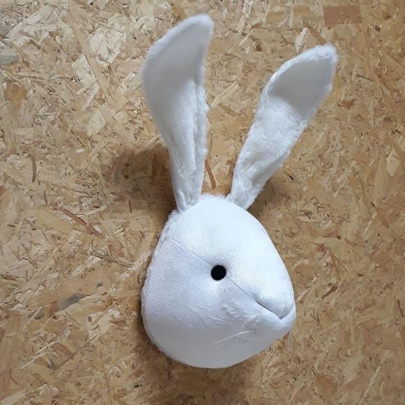 Cabeça de Coelho Falsa Taxidermia.