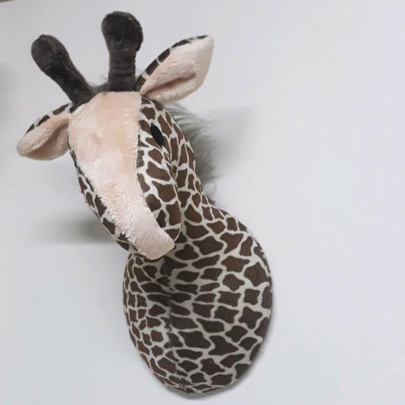 Cabeça de Girafa Falsa Taxidermia