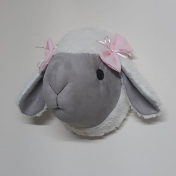 Cabeça de Ovelha Falsa Taxidermia