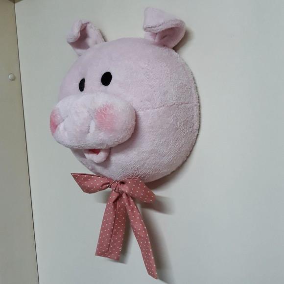 Cabeça de Porco Falsa Taxidermia