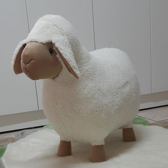 Carneiro para Decoração