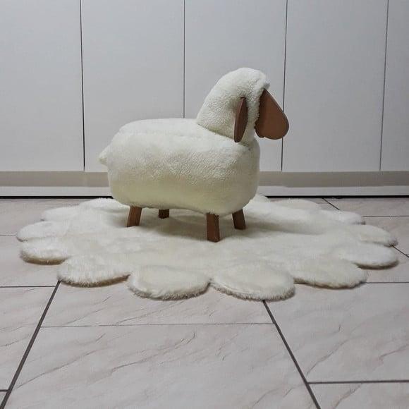 Carneiro para Decoração .