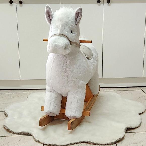 Cavalinho de Balanço Branco