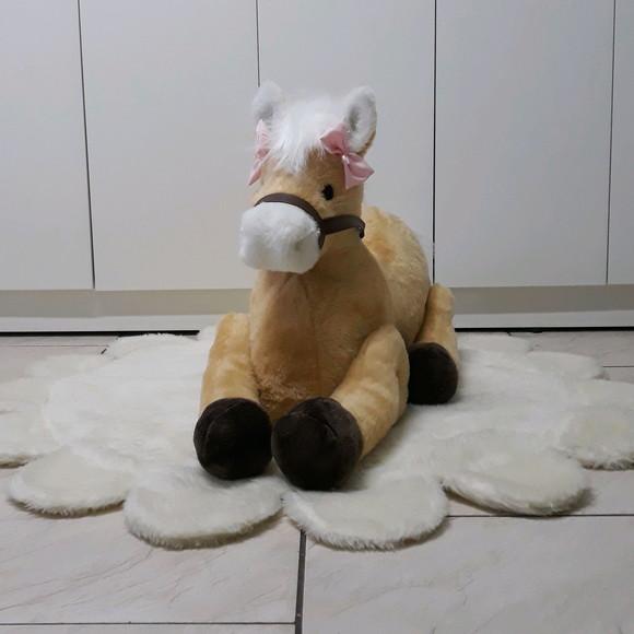 Cavalinho de Pelúcia Articulado.
