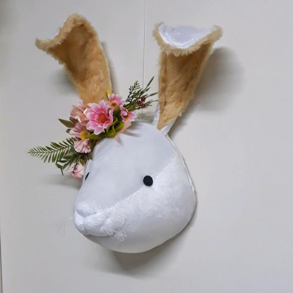 Coelha Falsa Taxidermia em Pelúcia
