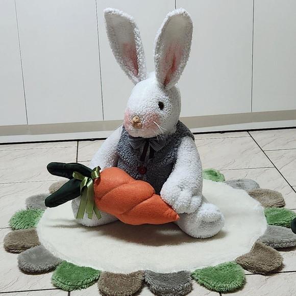 Coelho em Pelúcia 75 Cm.