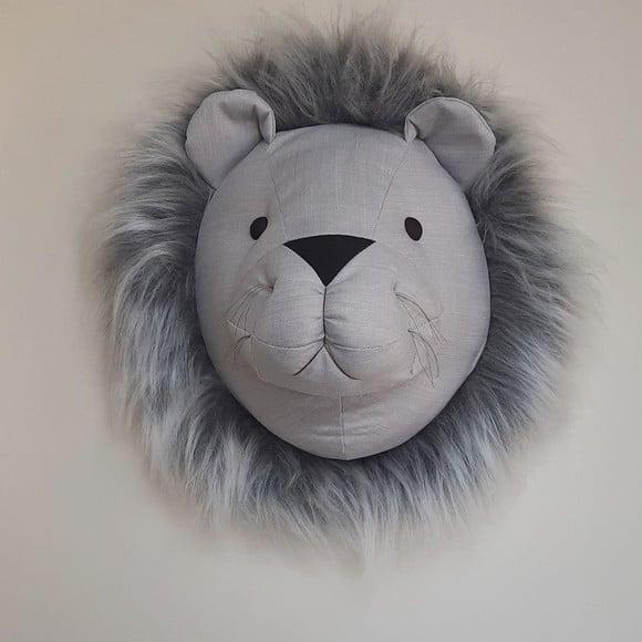 Falsa Taxidermia Cabeça de Leão.